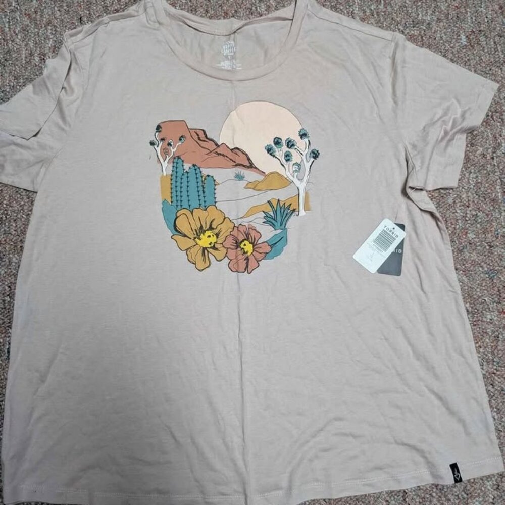 Torrid Happy Camper Tee size 1. New